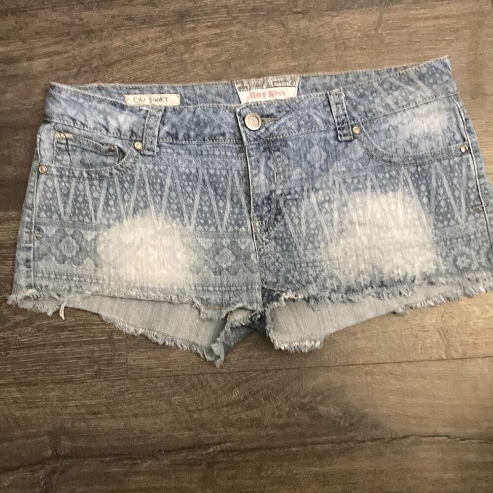 Vintage Y2K Hot Kiss Cici Shorts